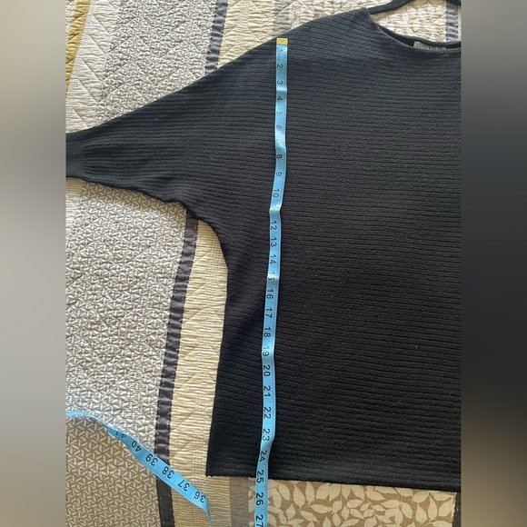 ❄️ COCO Y CLUB Black Ribbed Sweater with Dolman Sleeves - Picture 7 of 8